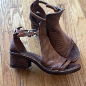 A.S. 98 sz EU 38 US 7.5 Kenya Brown Leather Women's Sandals 2” heel great cond